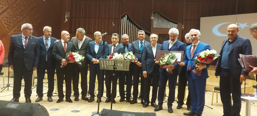 “Üstadların İzinden Hafız Osman Öge ve Enver Demirbağ” temalı Ankara Devlet Türk Halk Müziği Korosu’nun Düzenlediği Konsere Katıldık