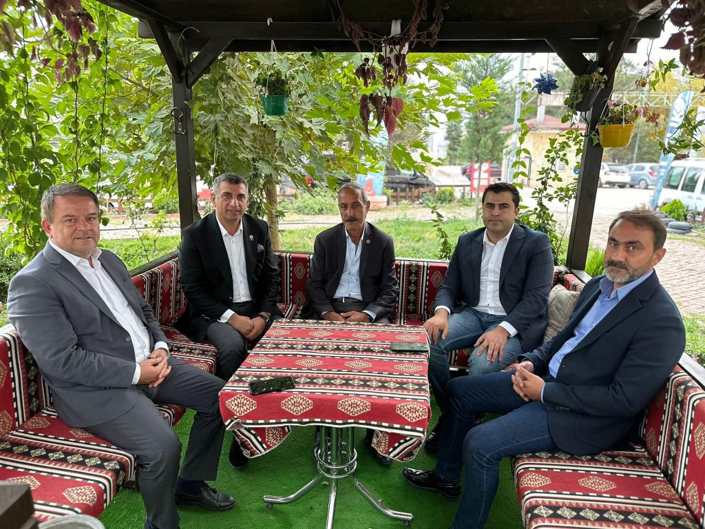 Günışığı ve Yeniufuk Gazeteleri İmtiyaz Sahibi Nafiz Koca’yı ziyaret ettik.