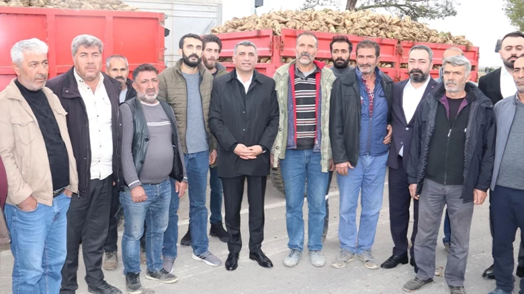 Milletvekili Erol, Şeker Pancarı Üreticilerini Ziyaret Etti