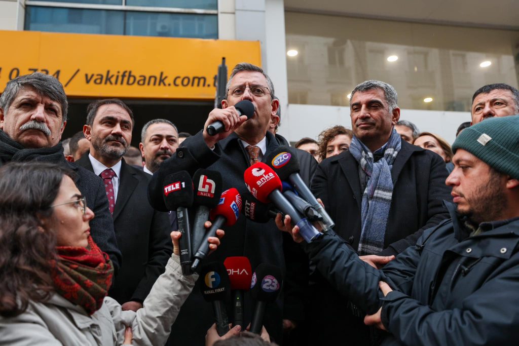 Genel Başkanımız Sn. Özgür Özel İle Birlikte Elazığ İl Başkanlığımızı Ziyaret Ettik.