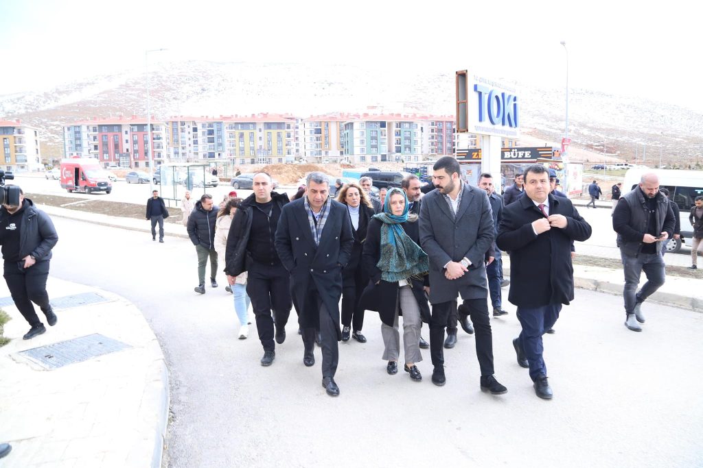 Güneykent Mahallesi Toki Konutlarında İkâmet Eden Vatandaşlarımızla Bir Araya Geldik.
