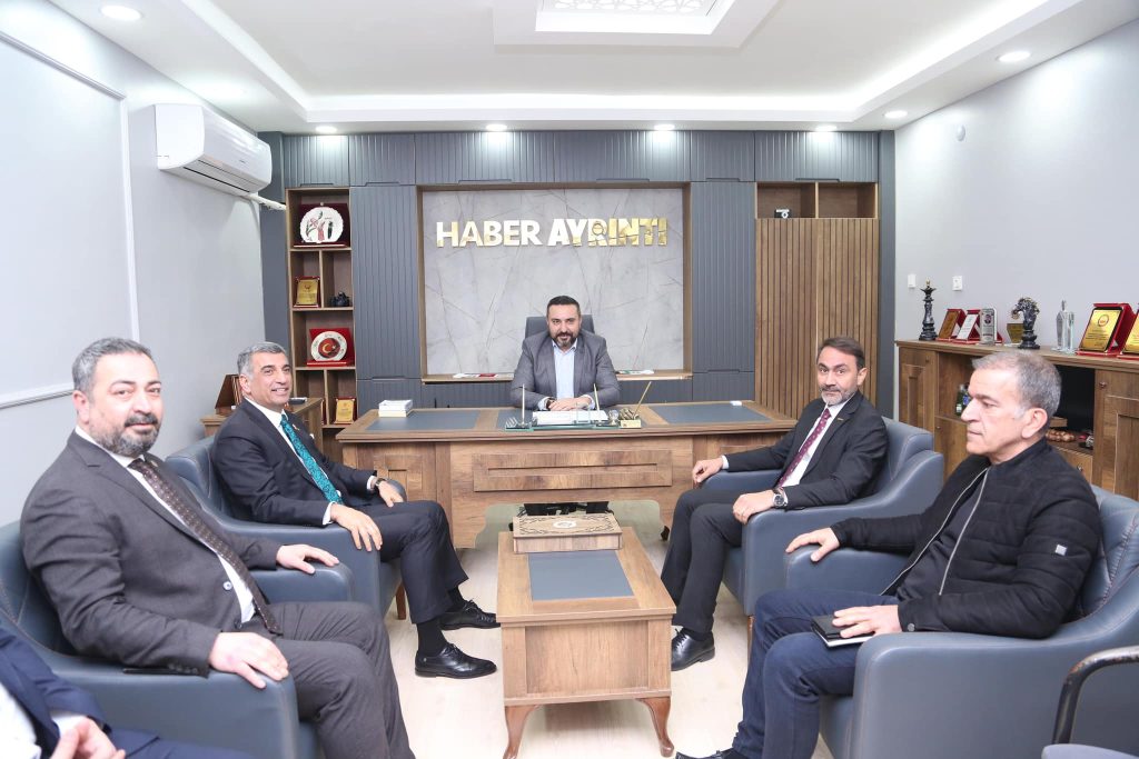 Fırat Havzası Gazeteciler Cemiyeti Başkanı Seçilen Haber Ayrıntı Gazetesi İmtiyaz Sahibi Serkan Gürtük’e Hayırlı Olsun Ziyaretinde Bulunduk.