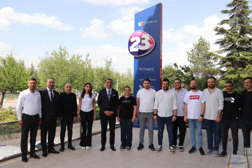 İlimizin Basın Kuruluşlarından Olan Kanal 23’ü Ziyaret Ederek, Genel Yayın Yönetmeni Arif Çakmak Ve Basın Emekçilerimizle Bir Araya Geldik;