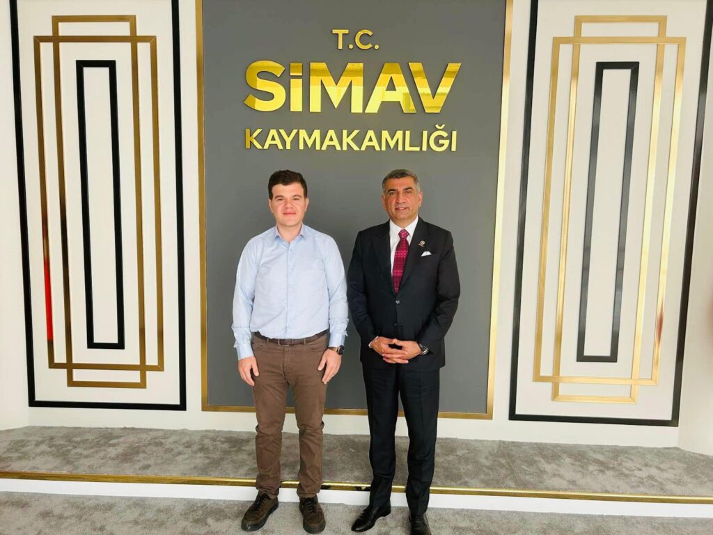 Simav Kaymakamı Bünyamin Karaoğlu’nu Ziyaret Ettim.