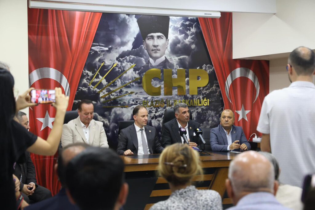 Parti Binamızda Basın Mensuplarının Sorularını Cevapladık.