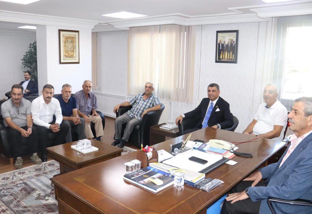 Elazığ Yol İş Sendikası 2 No’lu Şube Başkanı Vahdettin Erten Ve Emekçi Kardeşlerimizle Bir Araya Geldik.