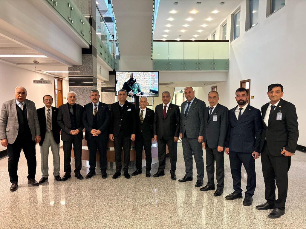 Elazığ İl Genel Meclisi Üyelerimizi Türkiye Büyük Millet Meclisimizde Ağırlamaktan Büyük Memnuniyet Duydum.