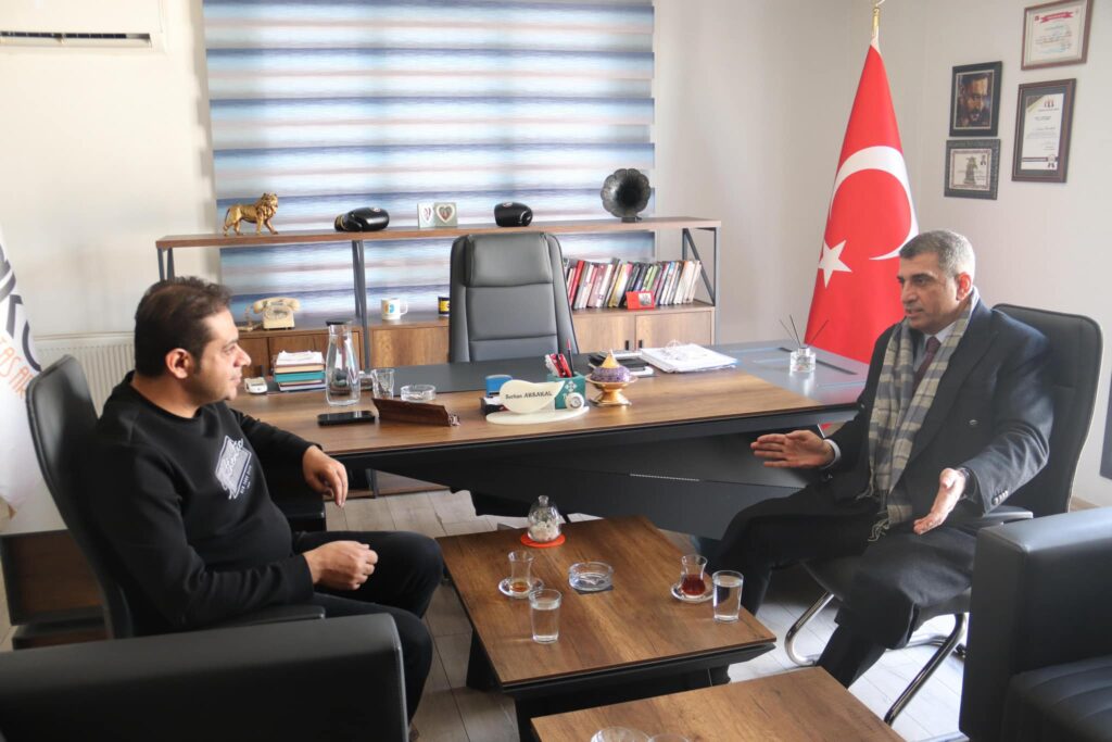Merhum Faris Aksakal’ın yeğeni Serkan Aksakal’ı Ziyaret Ederek Başsağlığı Dileklerimi İlettim.