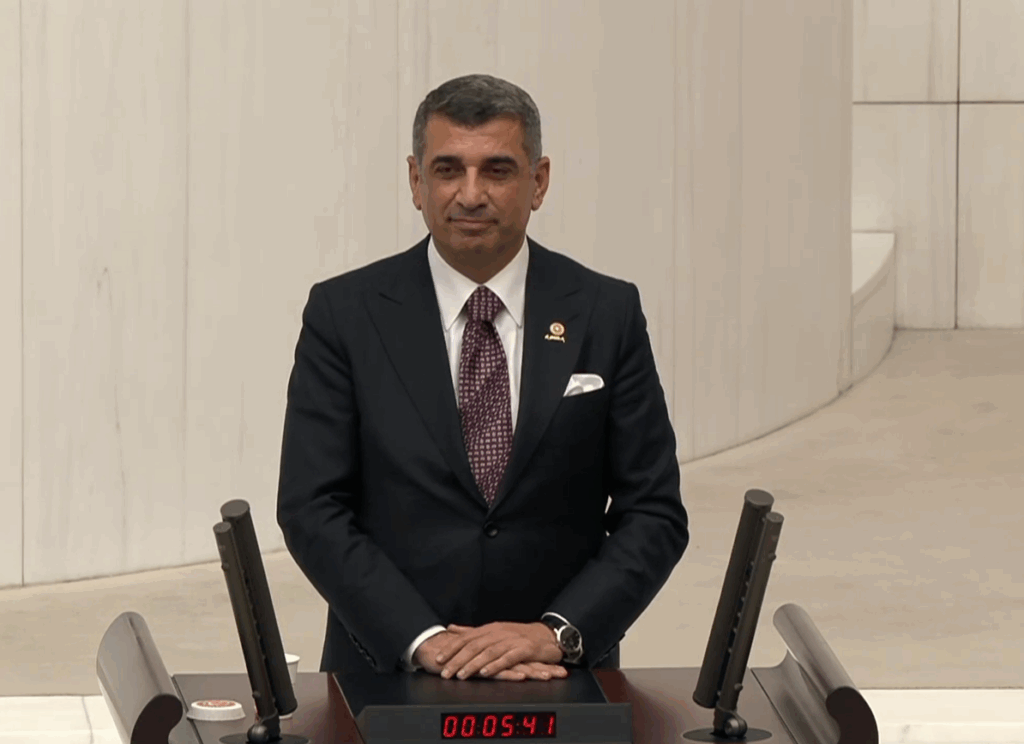 Geleceğimizi Yakından İlgilendiren İklim Kanunu’nun Görüşüldüğü Oturumda, Kanun Teklifinin Sahibi Olan AKP Milletvekillerinin Genel Kurul’da Olmamasını Sessiz Kalarak Protesto Ettim.