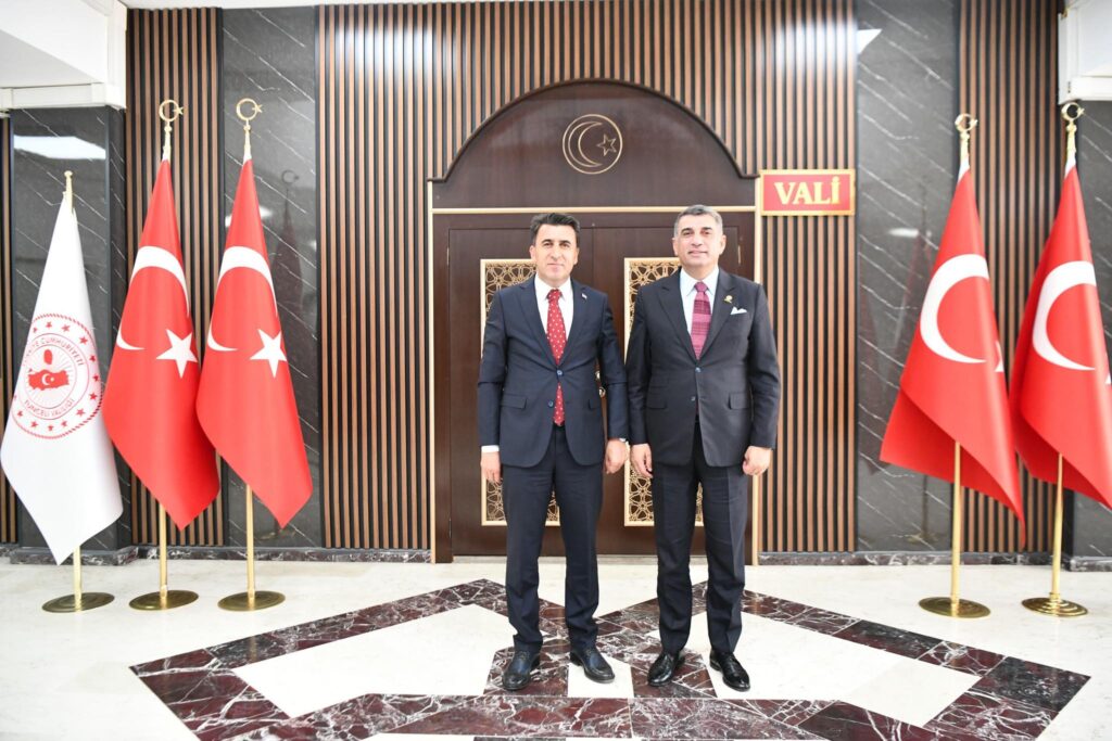 Tunceli Valimiz Sayın Şefik Aygöl’e Hayırlı Olsun Ziyaretinde Bulundum