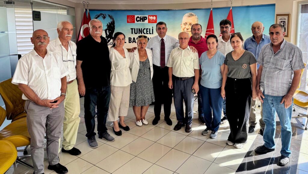 Tunceli İl Başkanlığımızda İl Başkanımız Kemal Özcan Ve Yol Arkadaşlarımızla Bir Araya Geldik.