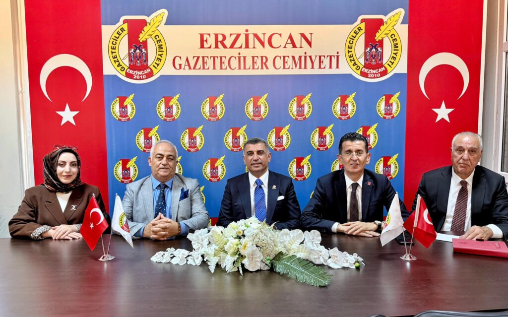 Erzincan Gazeteciler Cemiyeti’ni ziyaret ettik.