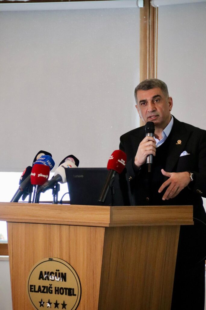 Sanayi ve Teknoloji Bakanlığı Tarafından Açıklanan ve Türkiye’nin Gelecek 30 Yılını Şekillendirecek “Yatırım Alanları Projesi” Üzerine Kapsamlı Değerlendirmelerde Bulunduk.