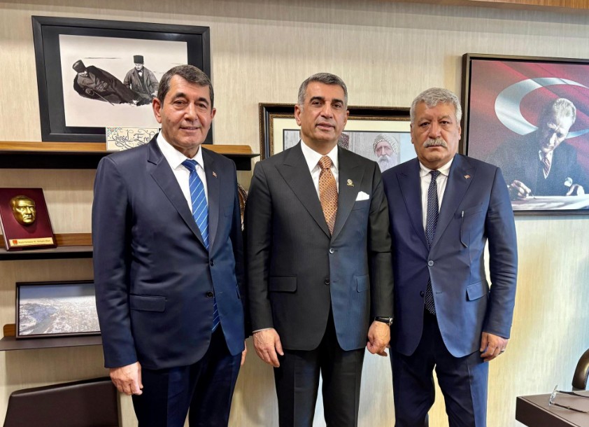 Elazığ Esnaf Odaları Birlik Başkanı Turan Kurnaz ve Harput Esnaf ve Sanatkarlar Kredi ve Kefalet Kooperatifi Başkanı  Cebrail Top’a Nazik Ziyaretlerinden Dolayı Teşekkür Ederim.