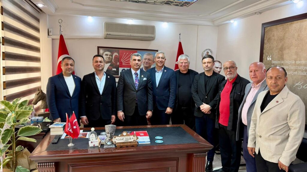 CHP Karşıyaka İlçe Başkanlığımızı Ziyaret Ettik.